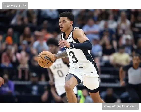 爵士攻强守弱风格明显,助攻失误数据均列联盟前茅